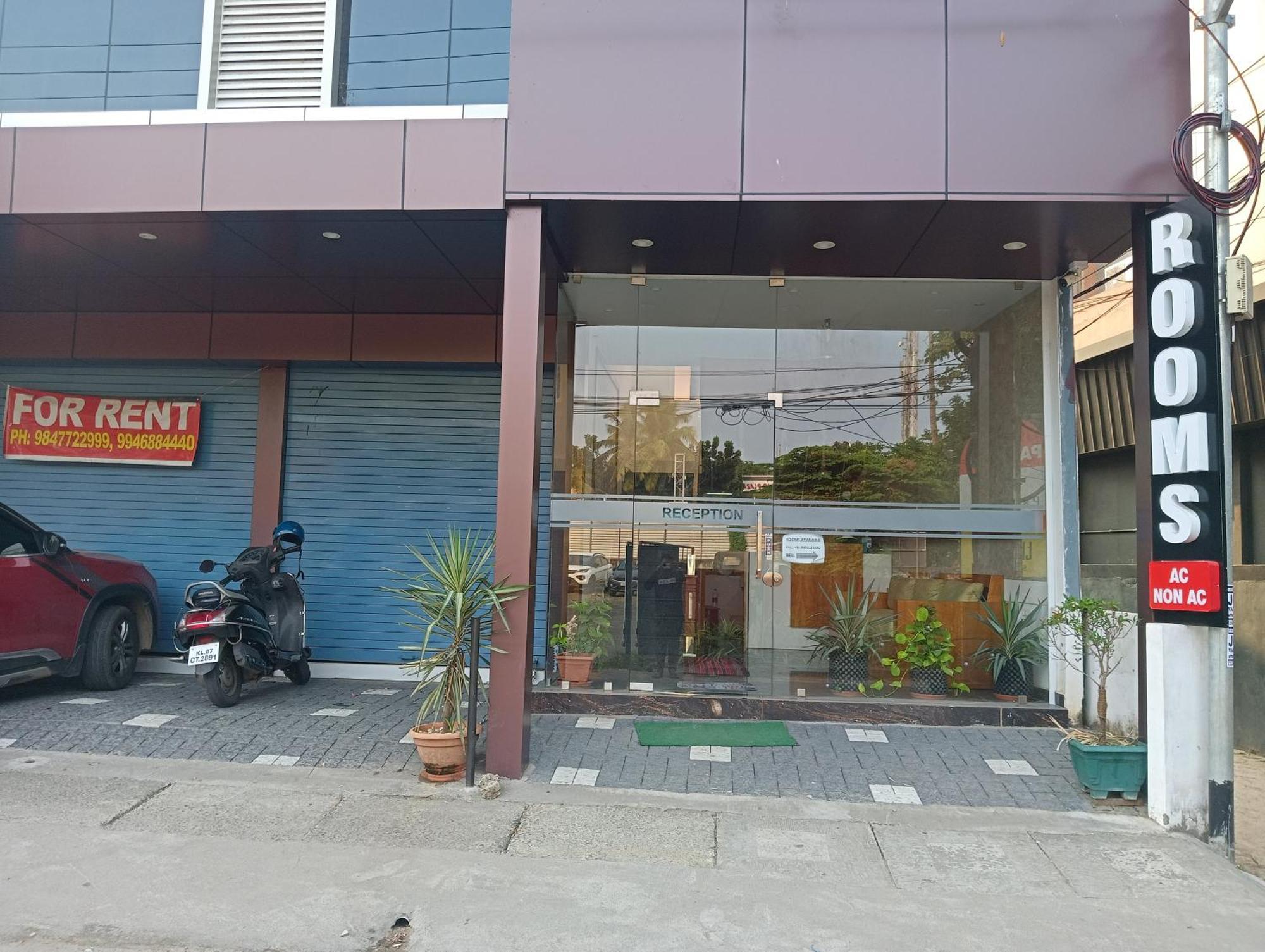 Grace Tourist Home Kochi Exterior photo